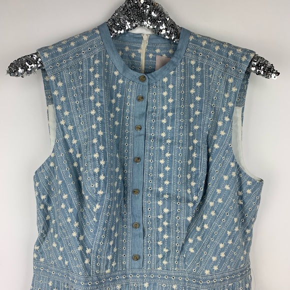 Gal Meets Glam Quinn Chambray Eyelet Dress - Picture 4 of 8